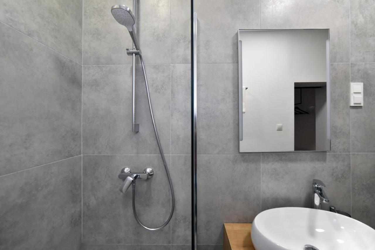 Zrinski Premium Suites & Rooms زغرب المظهر الخارجي الصورة