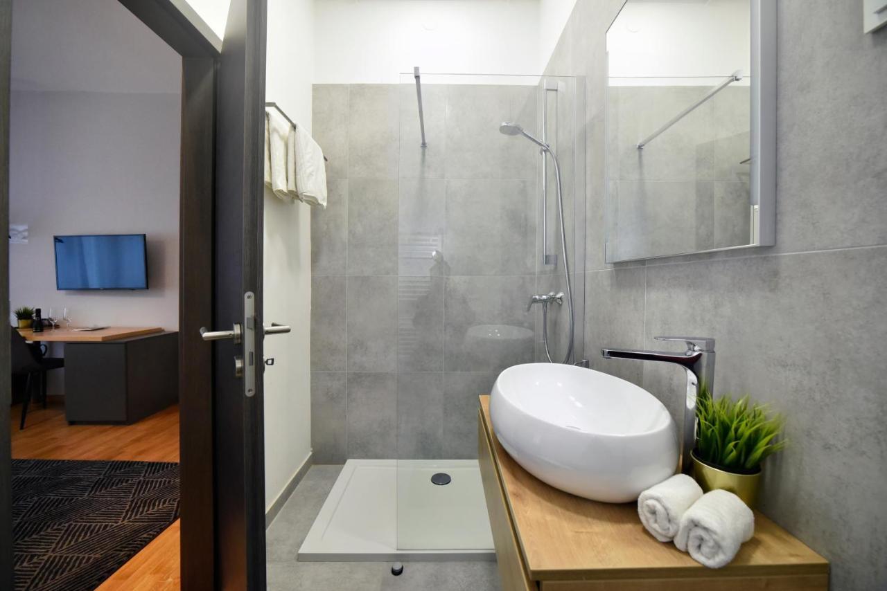 Zrinski Premium Suites & Rooms زغرب المظهر الخارجي الصورة